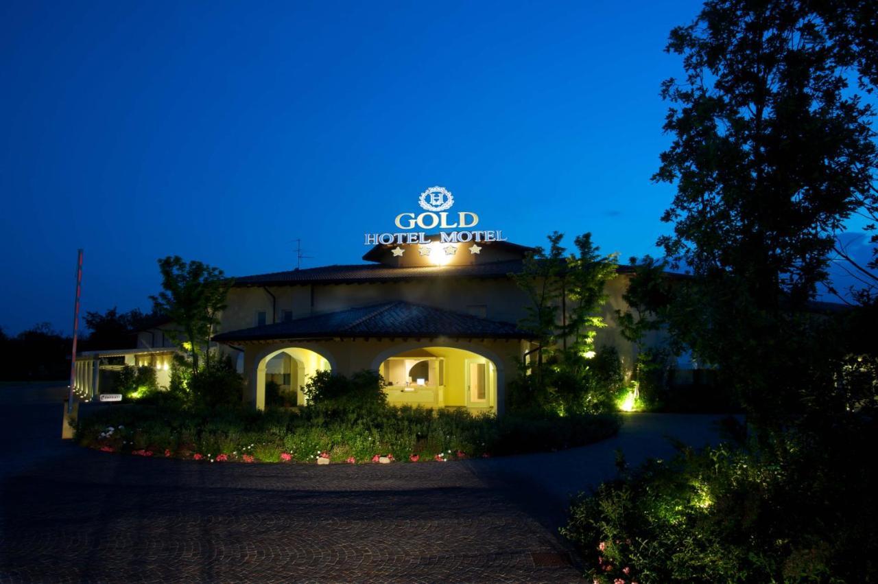 Hotel Motel Gold Calcinate Εξωτερικό φωτογραφία