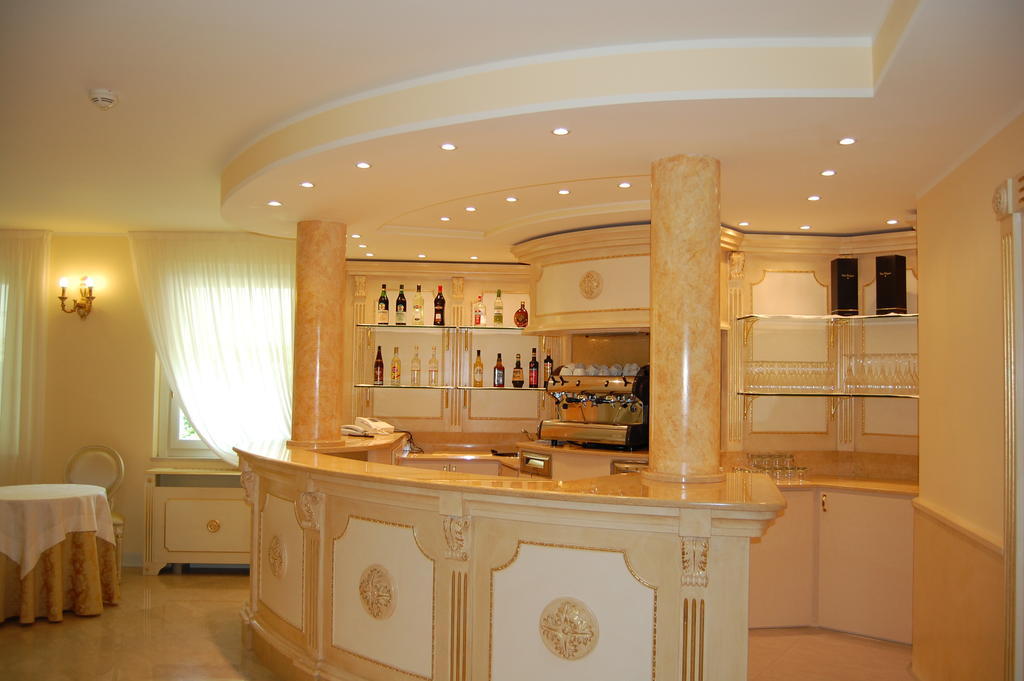 Hotel Motel Gold Calcinate Εξωτερικό φωτογραφία