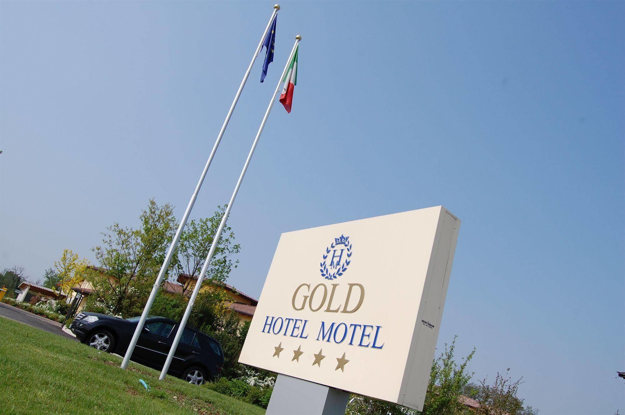Hotel Motel Gold Calcinate Εξωτερικό φωτογραφία