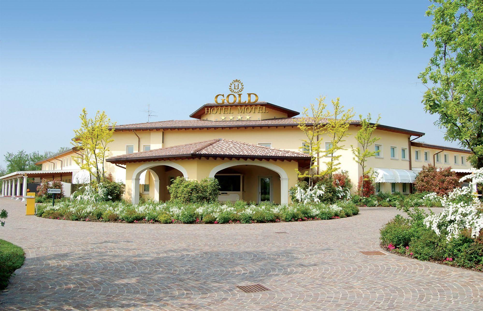Hotel Motel Gold Calcinate Εξωτερικό φωτογραφία